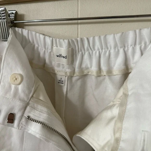 Wilfred Aritzia white high rise linen blend trouser shorts (2) - Picture 5 of 8